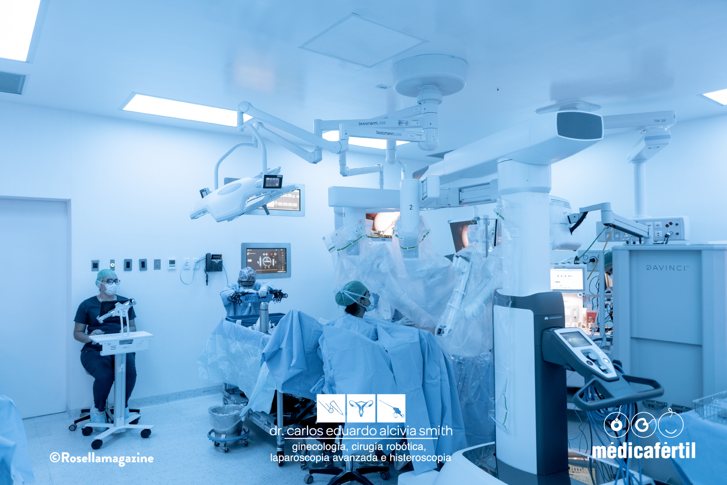 Cirugía robótica da Vinci con Dr. Carlos Alcivia Smith Dr. Carlos Alcivia Smith en quirófano durante cirugía asistida con robot da Vinci en Médica Fértil.
